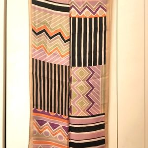 Oscar de la Renta 100% silk scarf